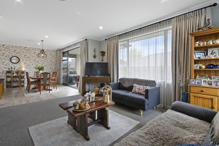 Photo of property in 5 Layla Place, Katikati, 3178