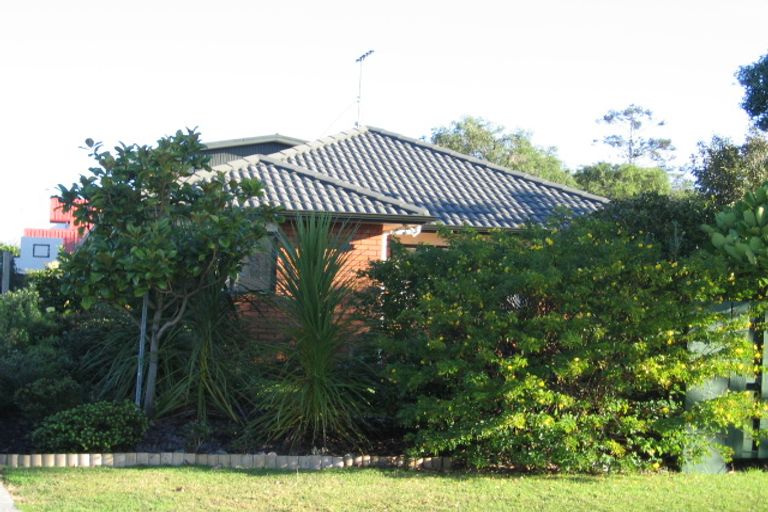 Photo of property in 29a Doment Crescent, Orewa, 0931