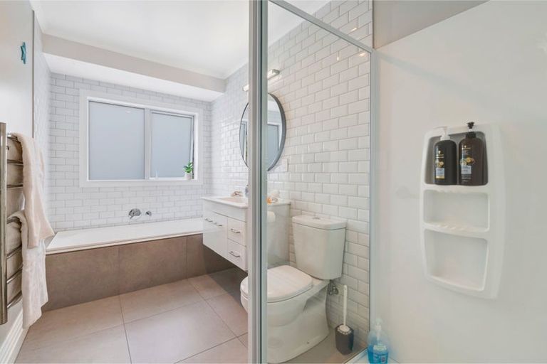 Photo of property in 63 Landmark Terrace, Orewa, 0931