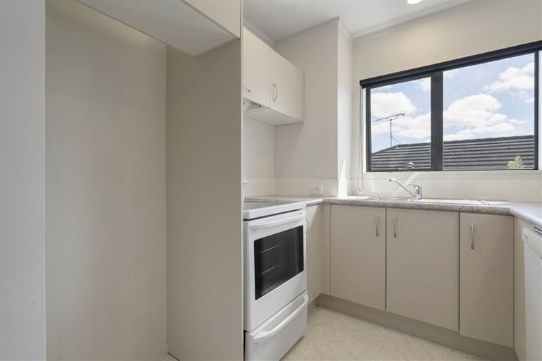 Photo of property in 88 Tauranga Place, Orewa, 0931