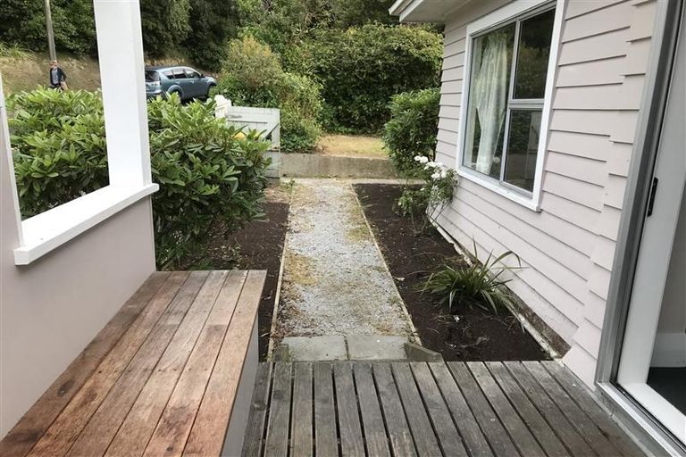 Photo of property in 18 Lachlan Avenue, North Dunedin, Dunedin, 9016