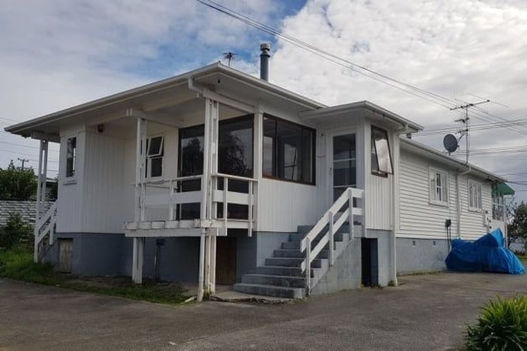 Photo of property in 1/80 Glengarry Road, Glen Eden, Auckland, 0602