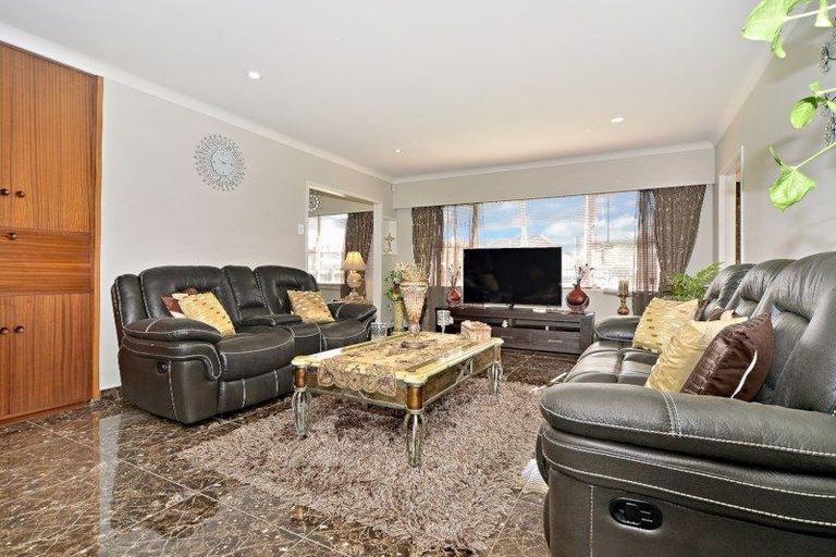 Photo of property in 4 Regent Street, Papatoetoe, Auckland, 2025