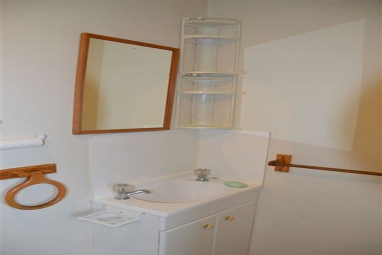 Photo of property in 14 Macmurray Road, Paihia, 0200