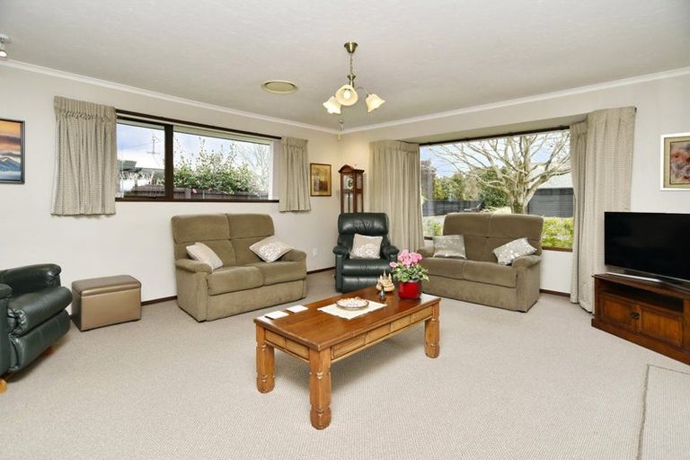 Photo of property in 4 Clotilda Place, Bishopdale, Christchurch, 8053
