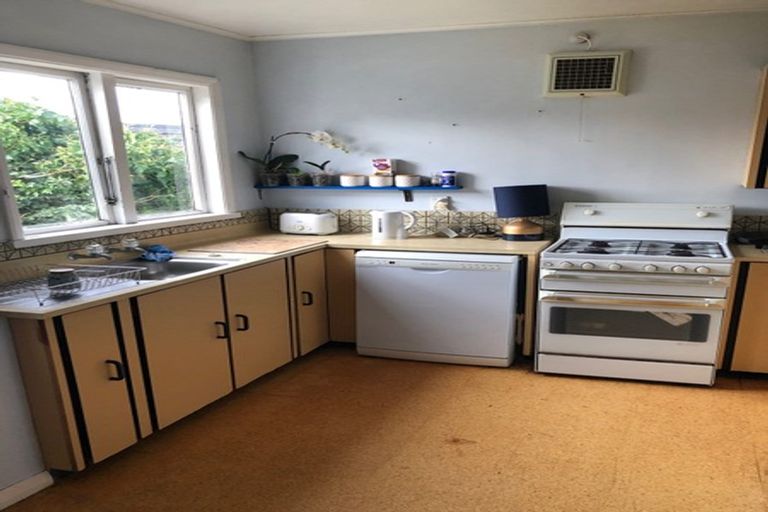 Photo of property in 30 Henry Street, Kilbirnie, Wellington, 6022