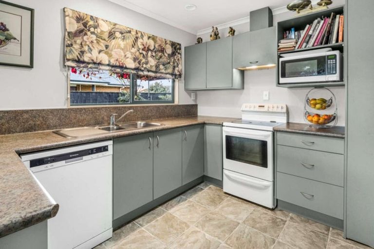 Photo of property in 7 Belgrove Drive, Waipukurau, 4200