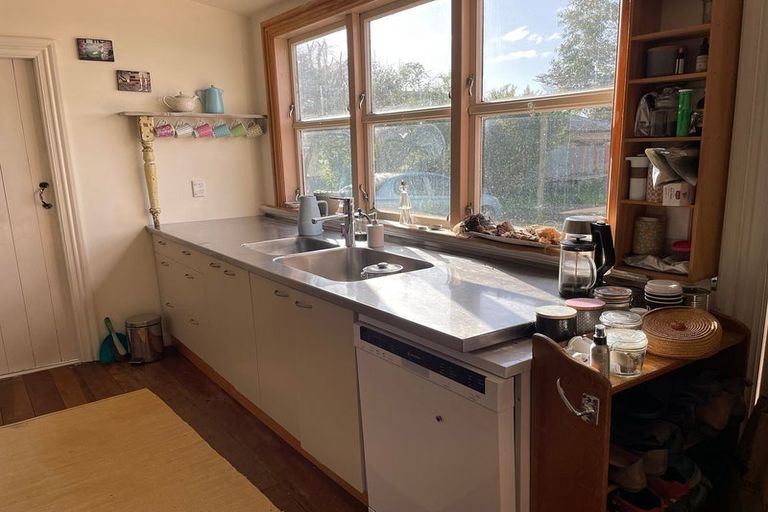 Photo of property in 50 Kirk Street, Otaki, 5512