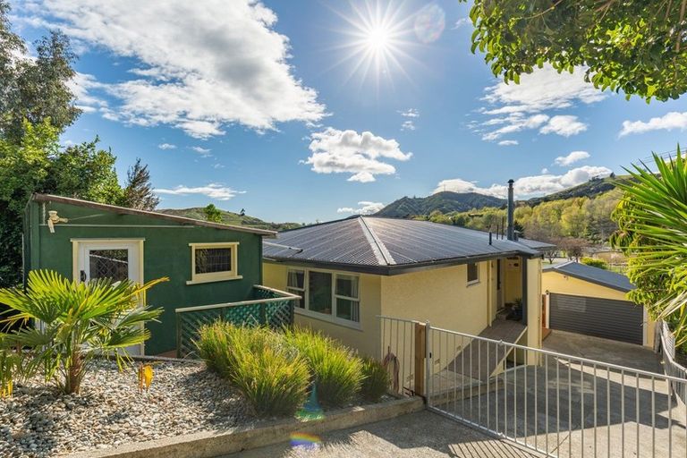 Photo of property in 51 Torlesse Street, Enner Glynn, Nelson, 7011