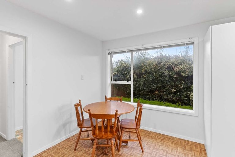 Photo of property in 14 Camelia Place, Islington, Christchurch, 8042