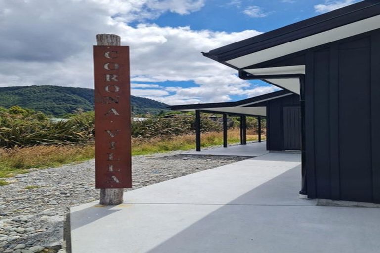 Photo of property in 29 Clifford Street, Blackball, 7804