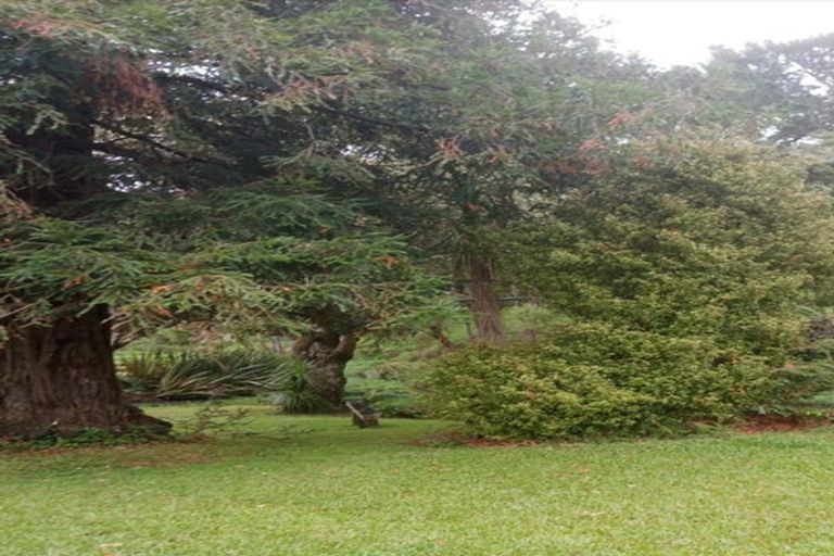 Photo of property in 47 Anzac Road, Waitakere, Auckland, 0816