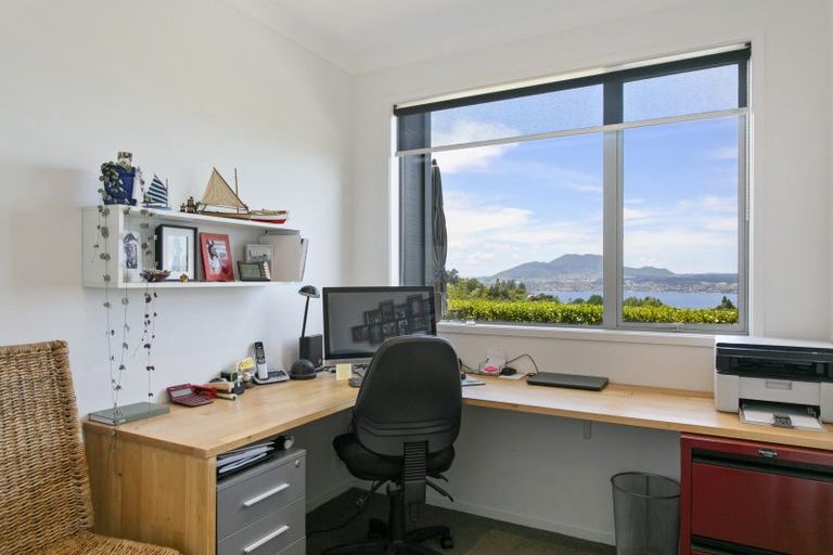 Photo of property in 12 Cameron Drive, Acacia Bay, Taupo, 3385