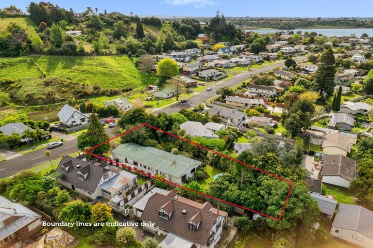Photo of property in 48 Resolution Road, Welcome Bay, Tauranga, 3112