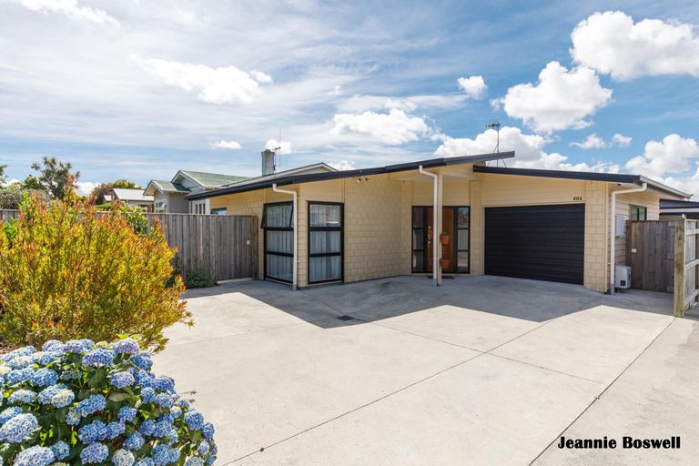 Photo of property in 60a Rongopai Street, Palmerston North, 4414