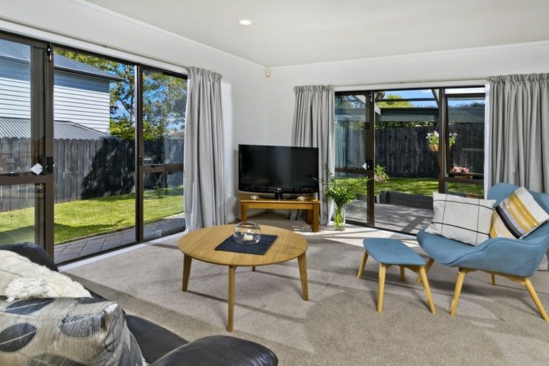 Photo of property in 8a Kawerau Avenue, Devonport, Auckland, 0624