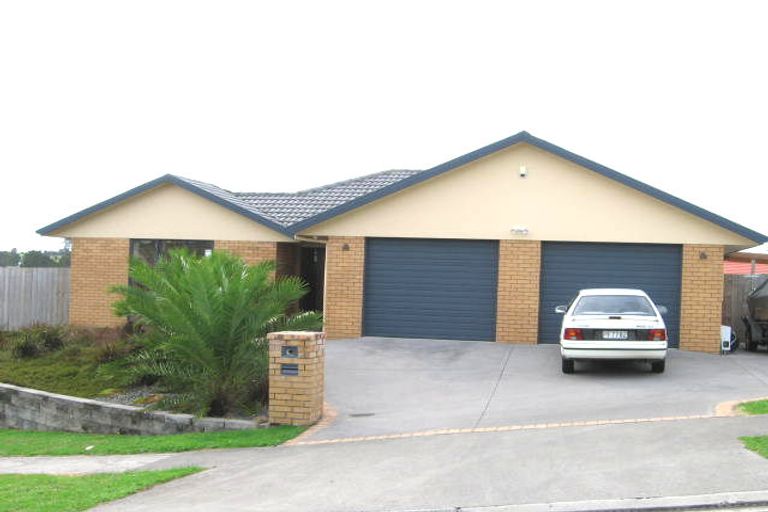Photo of property in 5 Brittany Drive, Henderson, Auckland, 0612