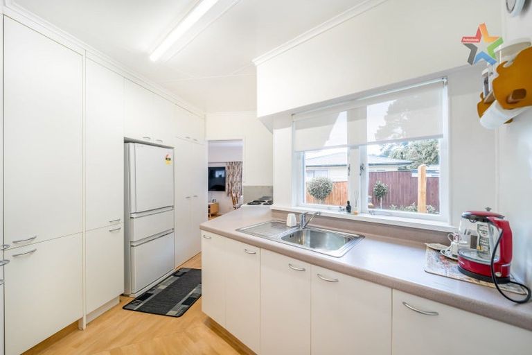 Photo of property in 74 Hine Road, Wainuiomata, Lower Hutt, 5014