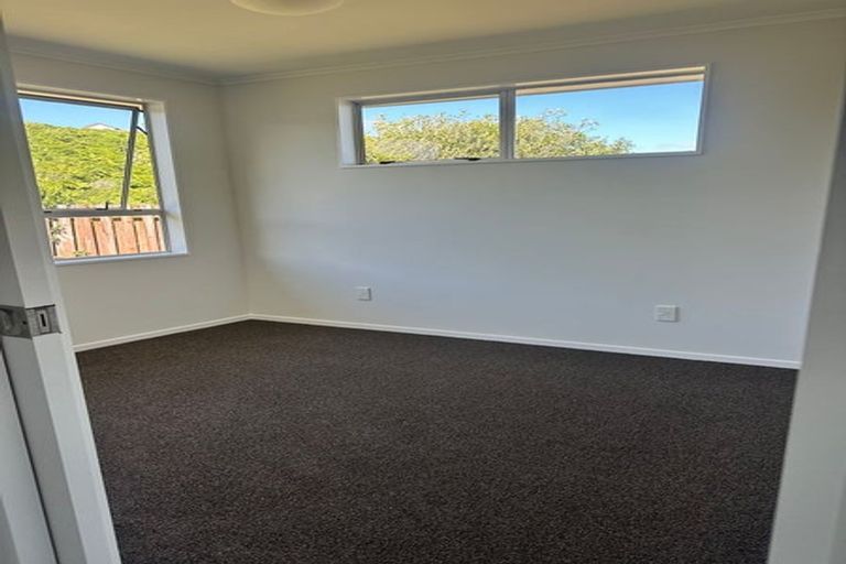 Photo of property in 5 Ilam Grove, Kelson, Lower Hutt, 5010