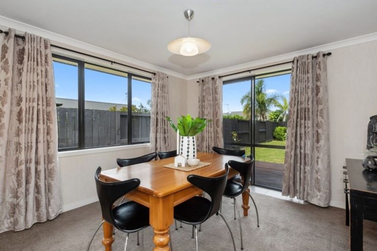 Photo of property in 4 Cabernet Close, Rototuna, Hamilton, 3210