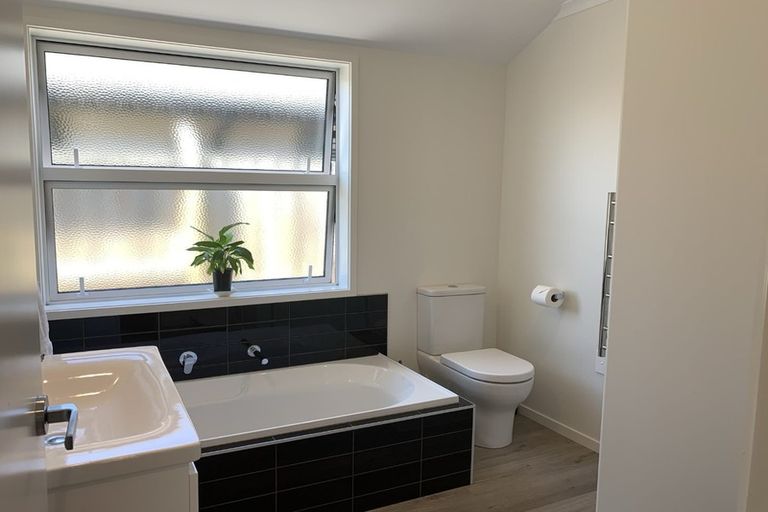 Photo of property in 22 Komata Crescent, Papamoa Beach, Papamoa, 3118