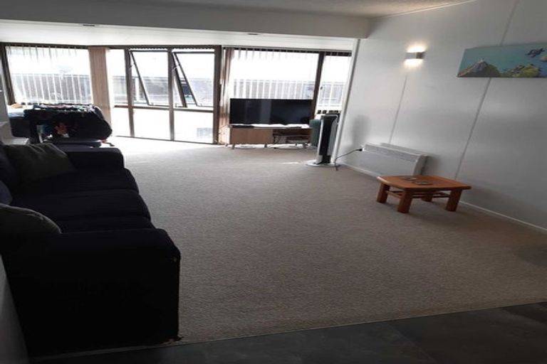Photo of property in 40m Maunganui Road, Mount Maunganui, 3116