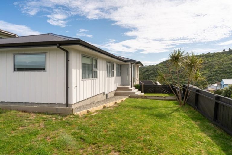 Photo of property in 1 Twomey Grove, Houghton Bay, Wellington, 6023