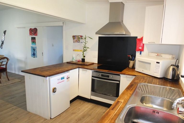 Photo of property in 13 Linklater Avenue, Foxton Beach, Foxton, 4815