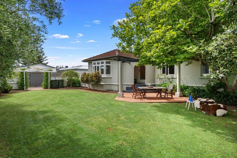 Photo of property in 142 Edgecumbe Road, Tauranga South, Tauranga, 3112