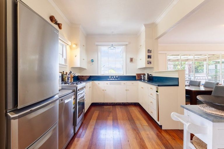 Photo of property in 113 Manly Street, Paraparaumu Beach, Paraparaumu, 5032