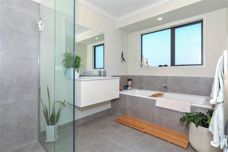 Photo of property in 60 Vineyard Road, Te Kauwhata, 3782