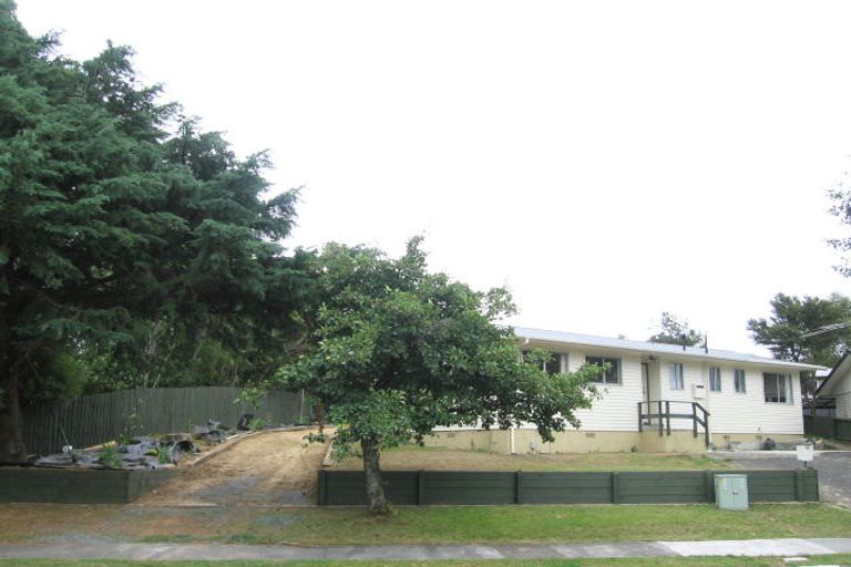 Photo of property in 45 Norana Road, Timberlea, Upper Hutt, 5018