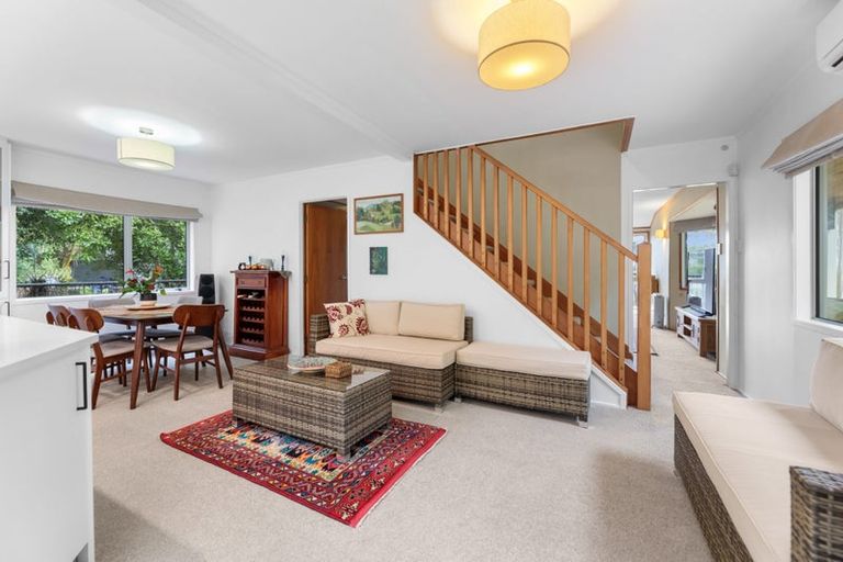 Photo of property in 299 Titirangi Road, Titirangi, Auckland, 0604