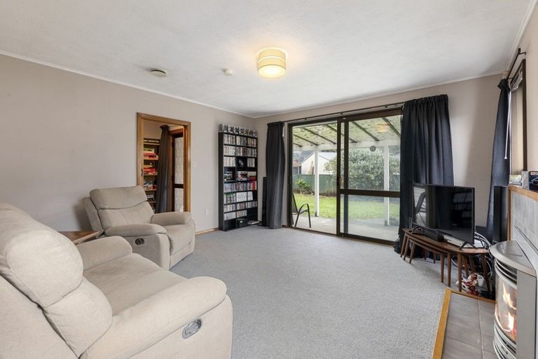 Photo of property in 142a Molesworth Street, Taita, Lower Hutt, 5011