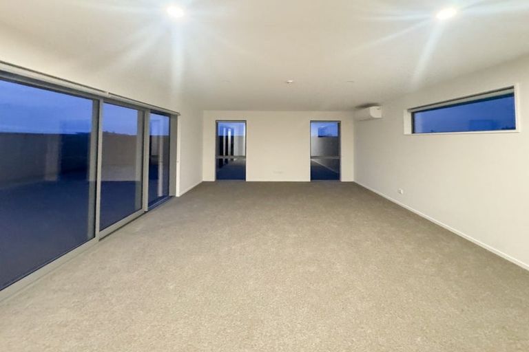 Photo of property in 67 Mehrtens Crescent, Woodend, 7691