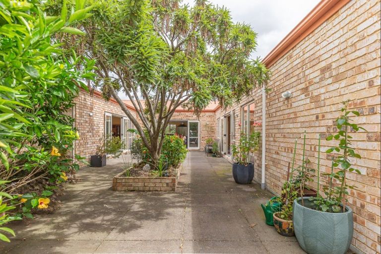 Photo of property in 50 Easton Way, Levin, 5510