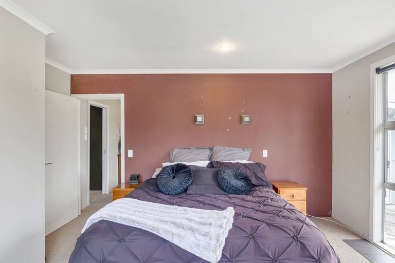 Photo of property in 541 Richmond Road, Lepperton, New Plymouth, 4373