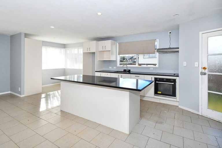 Photo of property in 120 Hillcrest Road, Papatoetoe, Auckland, 2025