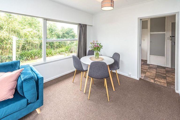 Photo of property in 73 Great North Road, Saint Johns Hill, Whanganui, 4501