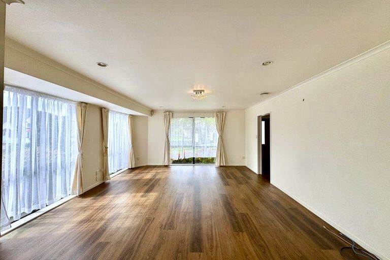 Photo of property in 1 Elias Court, The Gardens, Auckland, 2105