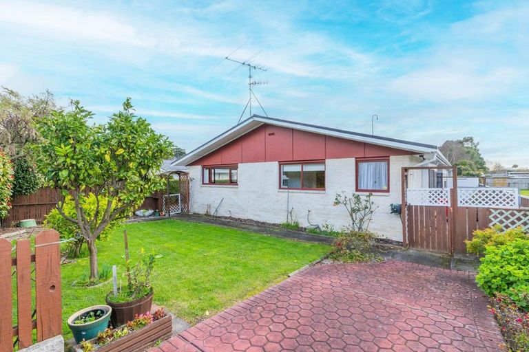 Photo of property in 441a Te Moana Road, Waikanae, 5036