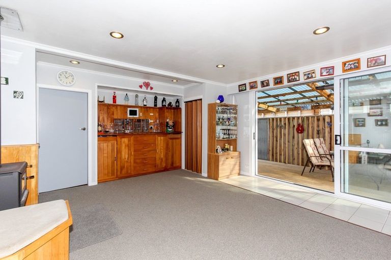 Photo of property in 53 Blake Street, Waitara, 4320