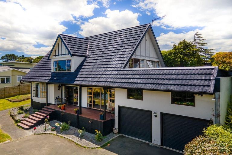 Photo of property in 1a Brassey Road, Saint Johns Hill, Whanganui, 4500