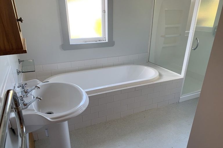 Photo of property in 66 Fox Street, Hamilton East, Hamilton, 3216