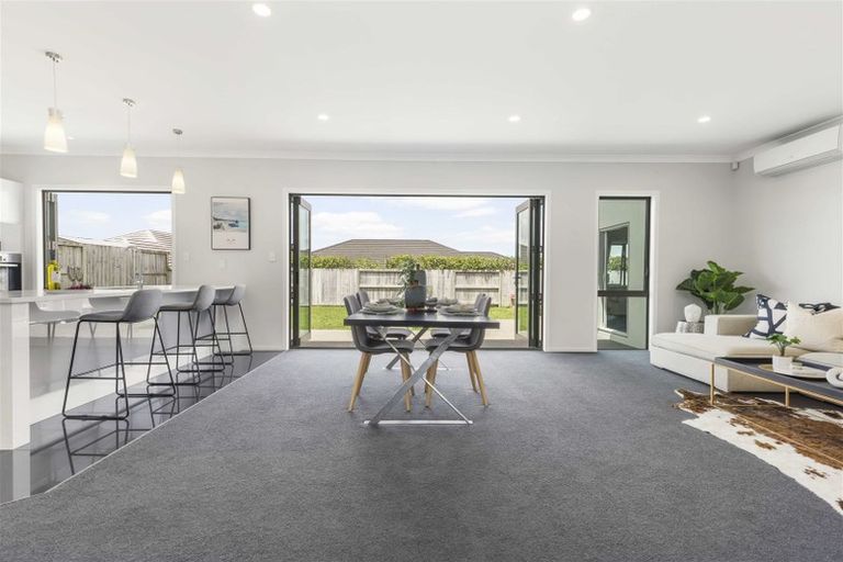 Photo of property in 18 Miranda Place, Flagstaff, Hamilton, 3210