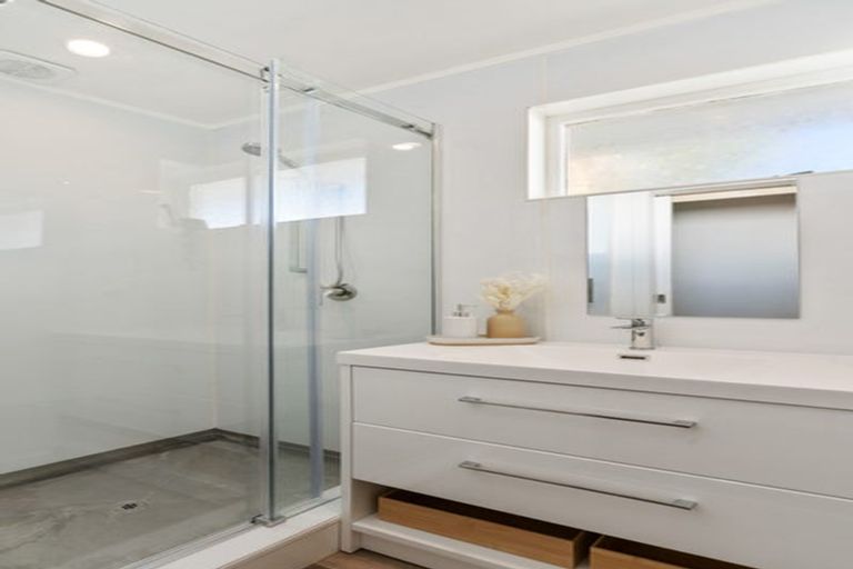 Photo of property in 2/21 Marr Road, Manurewa, Auckland, 2102