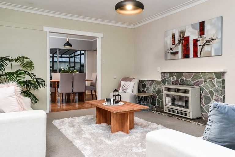 Photo of property in 11 Springfield Crescent, Enderley, Hamilton, 3214