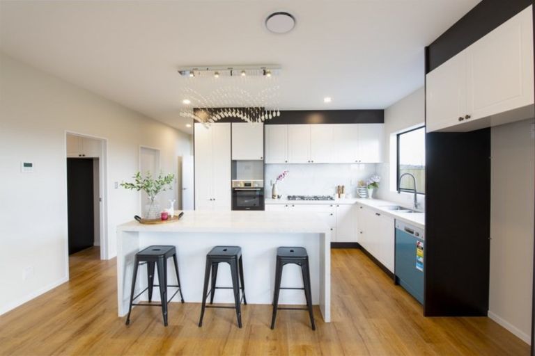 Photo of property in 64 Broadhurst Road, Flat Bush, Auckland, 2019