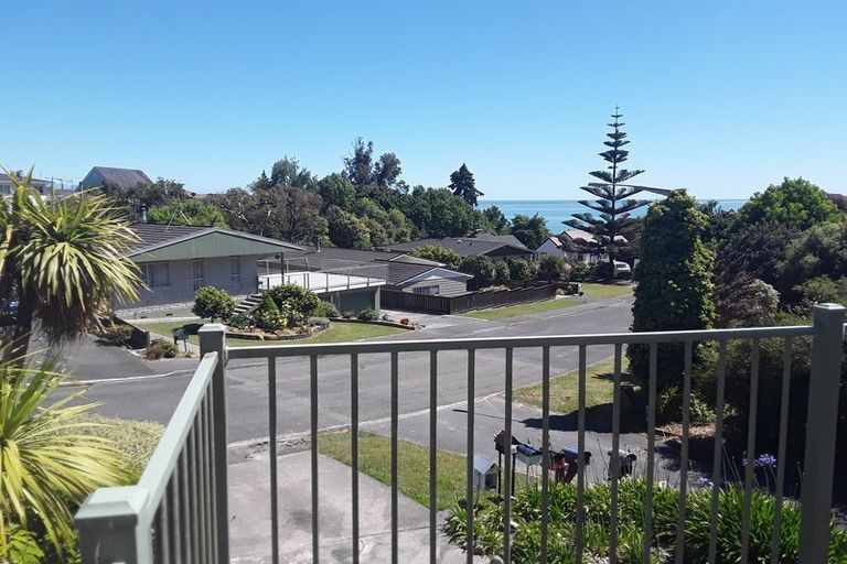 Photo of property in 12 Montrose Drive, Atawhai, Nelson, 7010