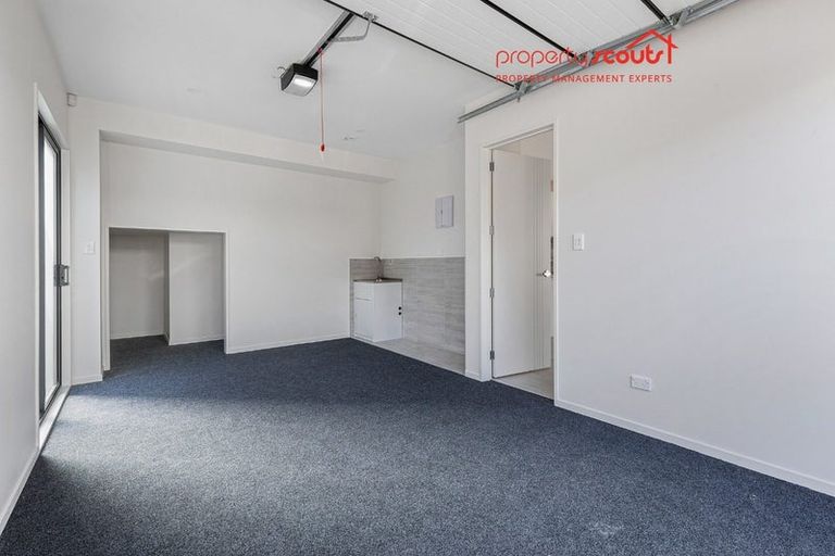 Photo of property in 11/116 Colwill Road, Massey, Auckland, 0614